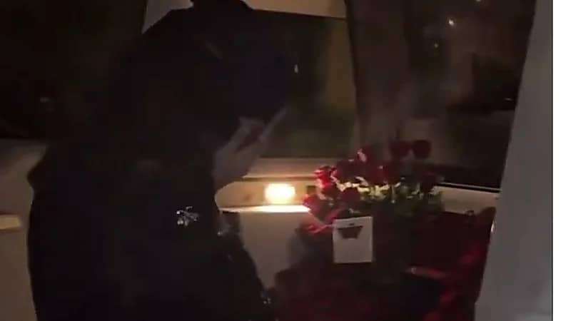 بكاء العنود اليوسف بعد مفاجأة زوجها لها .. فيديو