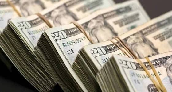 الخلافات بين قيادات الحوثيين تصل لذروتها.. واتهامات باختلاس 14 مليون دولار