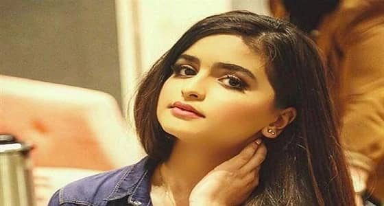 حلا الترك تخطف الانظار بفيديو جديد