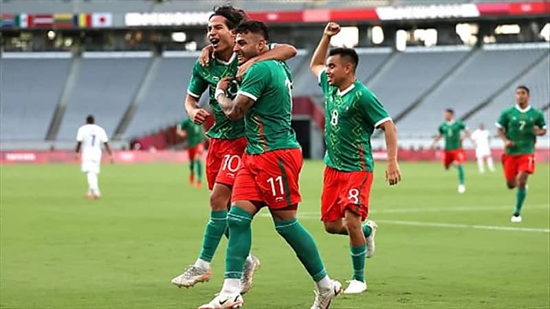 المكسيك ترافق اليابان لدور النصف نهائي الألعاب الاولمبية