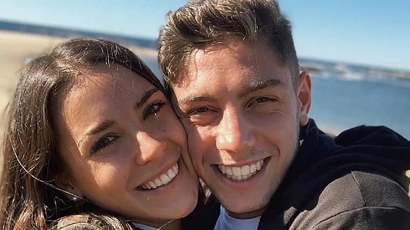 زوجة نجم ريال مدريد تدعمه بكلمات مؤثرة