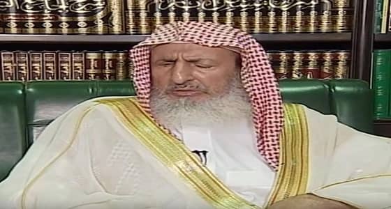 بالفيديو.. " مفتي المملكة " يرد على ادعاء البعض بأن الصيام يورث الكسل