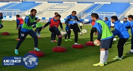 الهلال يواصل تدريباته على فترتين