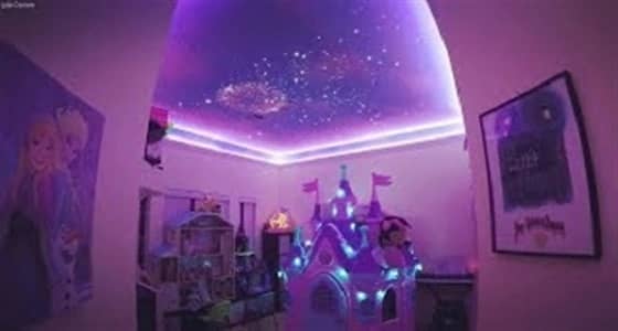 بالفيديو.. أب يعيد ديكور غرفة ابنته لتتحول إلى عالم ديزني