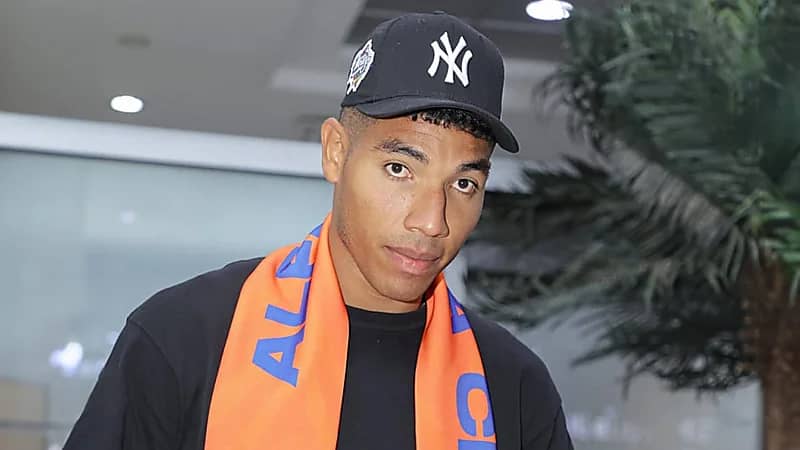 الفيحاء يجدد عقد الحارس البنمي أورلاندو موسكيرا حتى 2026 .. فيديو