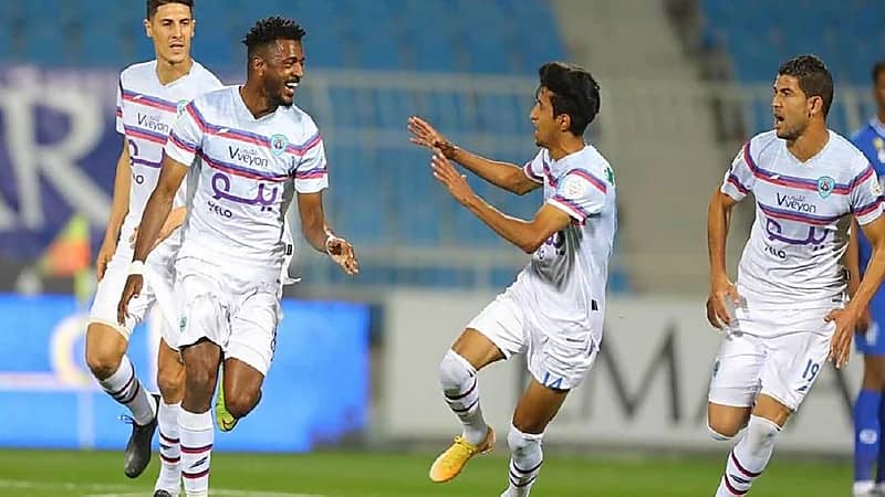 الشباب يطلب خدمات شراحيلي مقابل التنازل عن 3 لاعبين