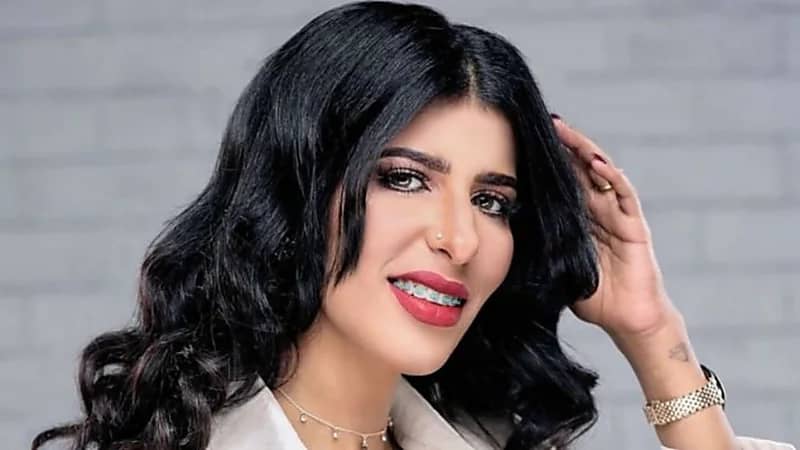 أروى عمر تثير ضجة في أحدث ظهور لها بعد زواجها 