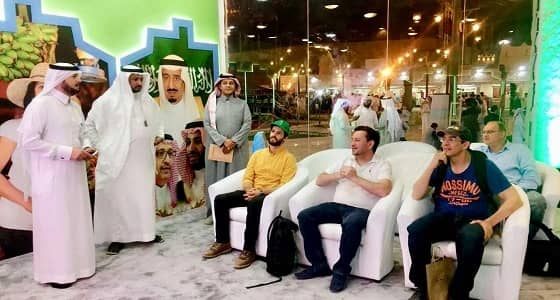 "مدير مشروع نيوم" يشيد بالطراز المعماري وأركان قرية الباحة التراثية