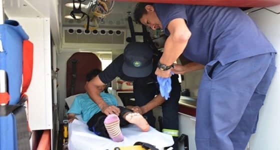 مدني جدة ينقذ قدم طفل من البتر