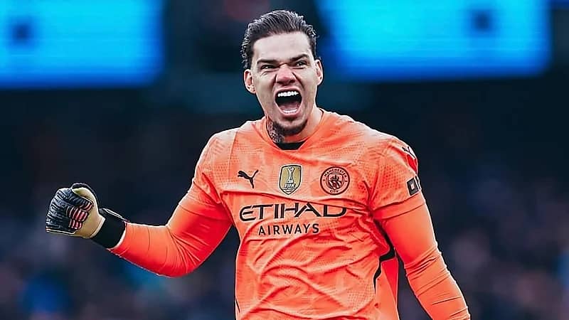 غلطة سراي يقدم عرضًا إلى مانشستر سيتي لضم إيدرسون