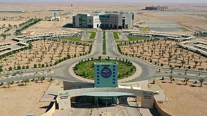 جامعة المجمعة توفر وظائف أكاديمية شاغرة بنظام العقود