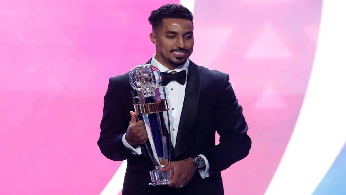 إقامة مؤتمر صحفي للمرشحين لجائزة أفضل لاعب في آسيا 2025