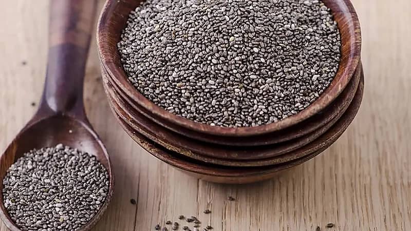 فوائد بذور الشيا لصحة الدماغ والقلب والإمعاء