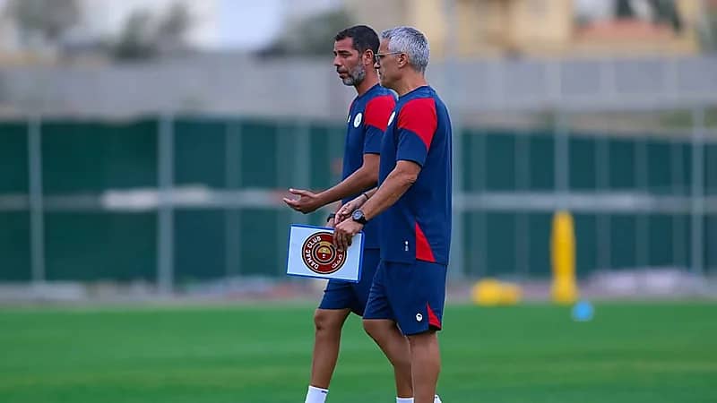 اتفاقات محلية وصفقات أجنبية: ضمك يُعيد تشكيل فريقه بقيادة إيفانغيليستا