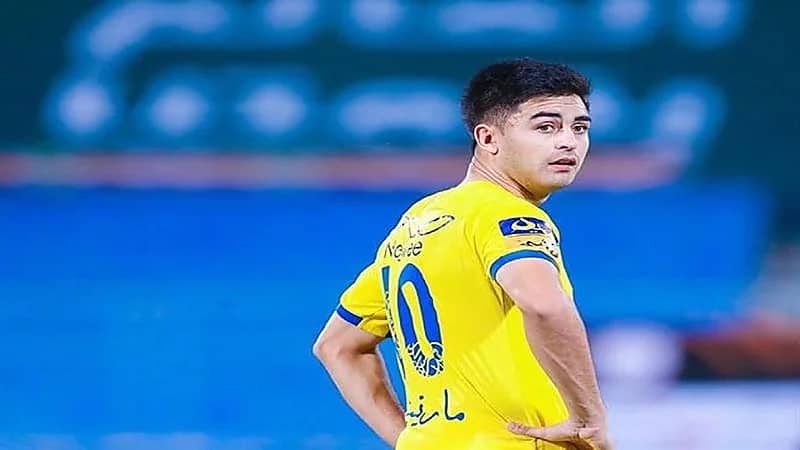 بيتي مارتينيز وماشاريبوف قد يغادران النصر