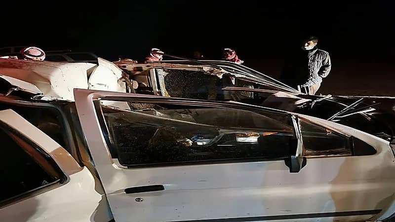 موقف عصيب لأحد رجال الدفاع المدني تفاجأ بوفاة والده في حادث يباشره