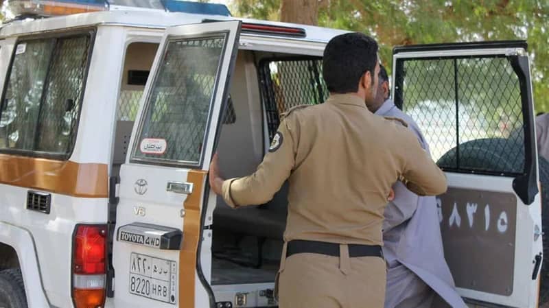 "الجوازات" تحذر مجددا من تشغيل الوافدين المخالفين: عقوبتها الغرامة والسجن