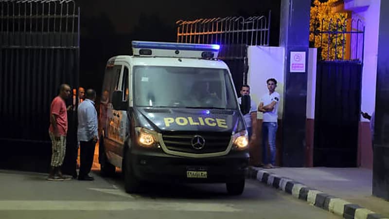 مقتل شخص على يد 4 من جيرانه بسبب قطعة قالب حلوى