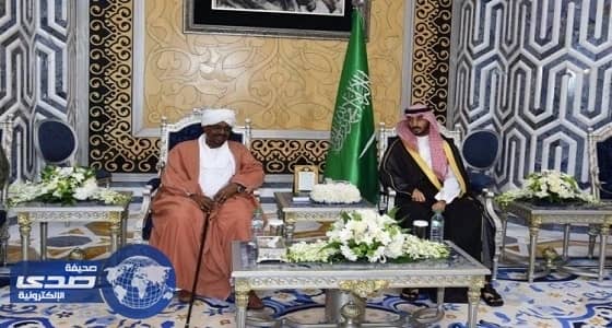 ⁠⁠⁠⁠⁠الرئيس السوداني يصل جدة لأداء فريضة الحج
