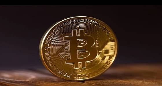 " بتكوين " تواصل تذبذبها وتتراجع أدنى 12 ألف دولار