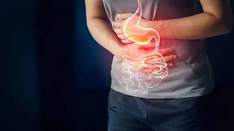 "الصحة" تكشف عن سلوكيات تجعل القولون هادئًا وأخرى تجعله متهيجًا