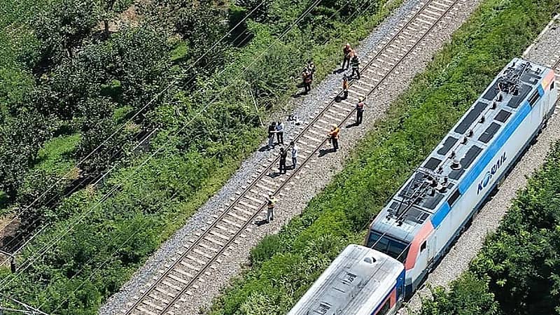مصرع شخصين وعدة إصابات في حادث قطار بكوريا الجنوبية