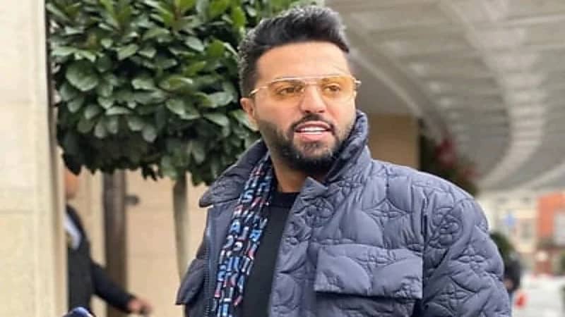 يعقوب بوشهري يهاجم عاىلة الأنصاري:"خلوا الأراجوزات اللي عندكم يسترجلون"