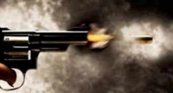 مواطن يقتل أخر بطلق ناري ويسلم نفسه لشرطة عسير