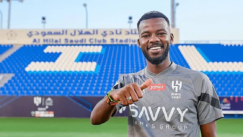 الهلال يستعيد نجمه قبل لقاء الشباب