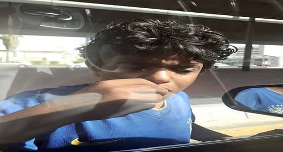 صبي عربي يثير استياء ورعب المواطنين في تقاطع كوبري المربع