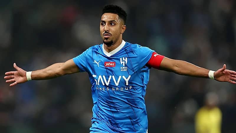 شقيق سالم الدوسري يلمح لانتقاله إلى الدرعية .. صورة