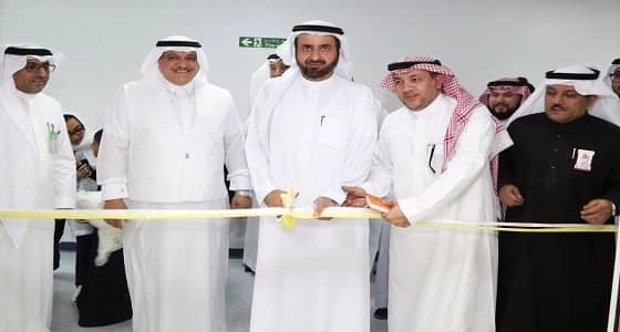 بالصور.. وزير الصحة يدشن عدة مشاريع بولادة مكة
