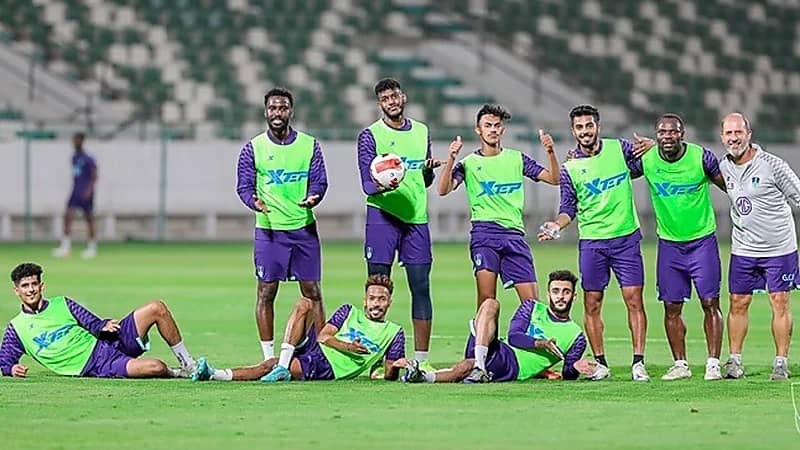 الأهلي يمنح لاعبيه إجازة قبل مواجهة الباطن