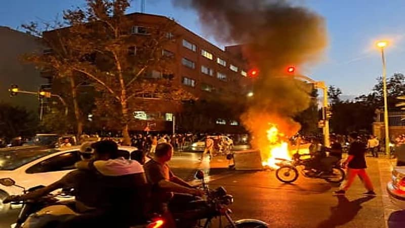 اعتداءات جنسية ضد المعتقلين في إيران
