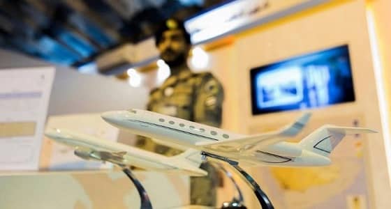 طيران حرس الحدود يعرّف زوار الجنادرية بخدماته