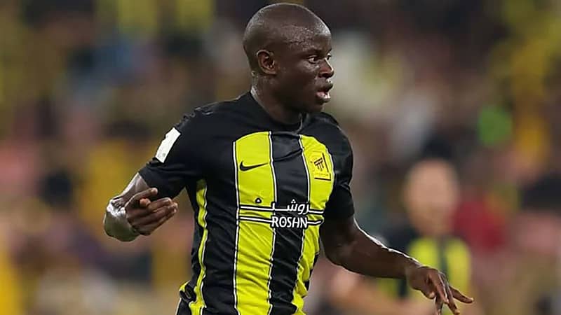 مسؤول فرنسي يكشف عن مصير كانتي مع منتخب بلاده