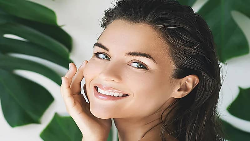 خلطة بسيطة للتخلص من البقع الداكنة