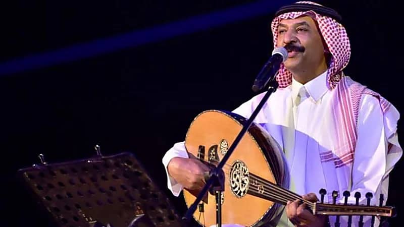 بالفيديو.. عبادي الجوهر يثير الجدل على مسرح جدة سوبر دوم