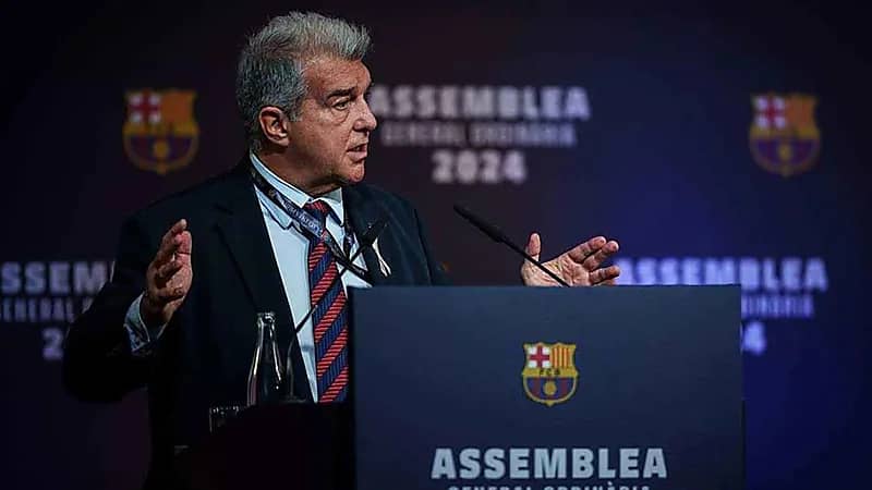 رئيس نادي برشلونة يرد من جديد على قضية نيغريرا: إنهم يريدون تدميرنـا