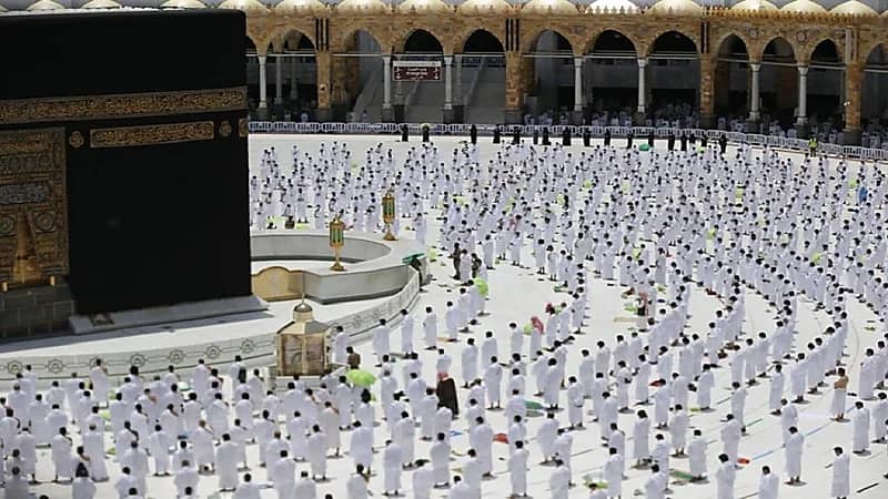 الحج والعمرة تعلن إلغاء تطبيق "اعتمرنا"