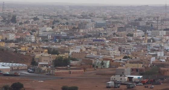 المصلون يؤدون صلاة الجمعة ظهرًا لغياب الخطيب في عفيف