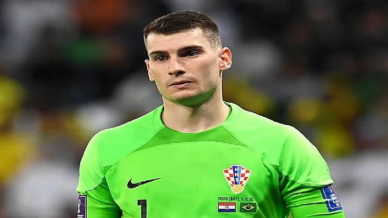 الاتحاد وإشبيلية وسيلتا فيغو يتنافسون على ضم ليفاكوفيتش