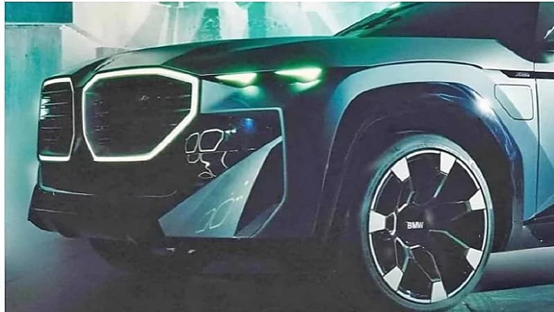 " بي إم دبليو" تنشر صور تشويقية لسيارة XM