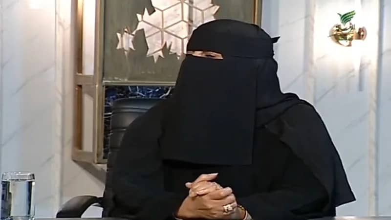 بالفيديو.. متعافية من السرطان تحكي قصة وفاة ابنها الشاب وإصابة ابنتها بورم