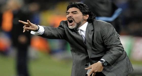 على غير العادة.. ماردونا يرفض مهاجمة الأرجنتين رغم سداسية إسبانيا