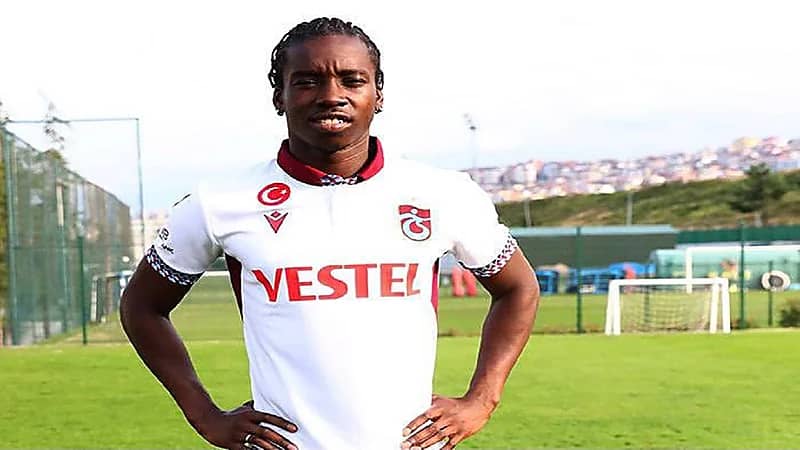 "فوسيني دياباتي" على رادار النصر