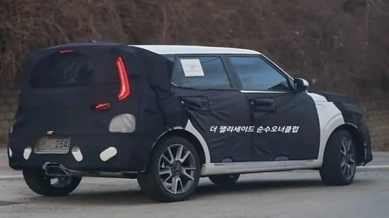 صور تجسسية تكشف عن كيا سول موديل 2022 المطورة