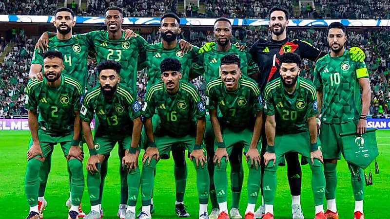 الأخضر يسافر إلى التشيك لإجراء معسكر خارجي