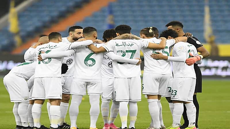 الأهلي يفكر في خوض معسكر خارجي عقب مواجهة ضمك