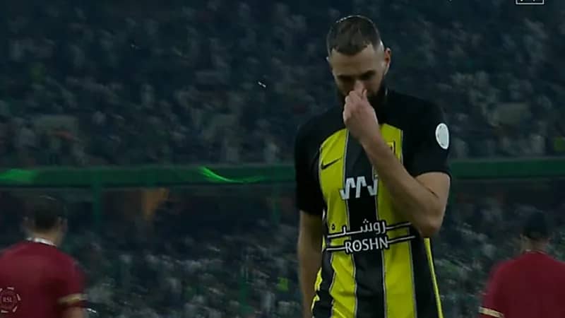 حسرة بنزيما بعد الخسارة أمام الأهلي .. فيديو